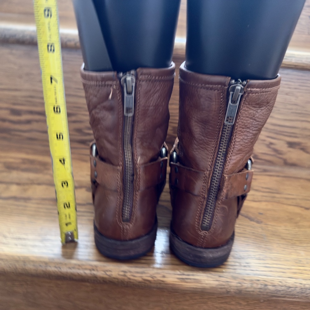 Frye Harness Ankle Boots Brown Leather 8.5 NWOT - Picture 5 of 11